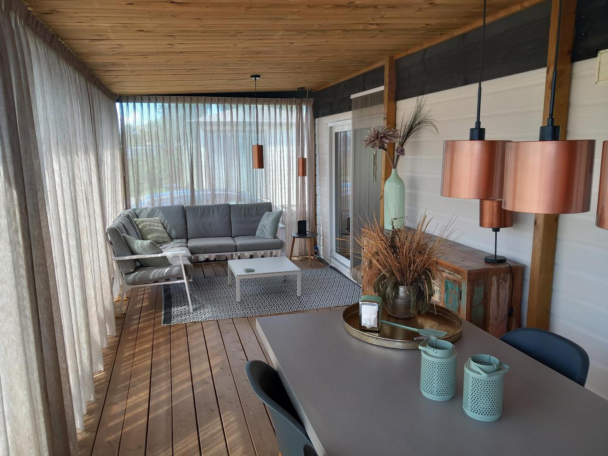 Hotel Glamping Aan De Thoolse Kust Poortvliet Exterior foto